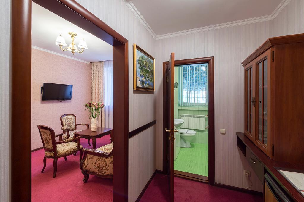 Grand Christer Hotel Kiev Luaran gambar